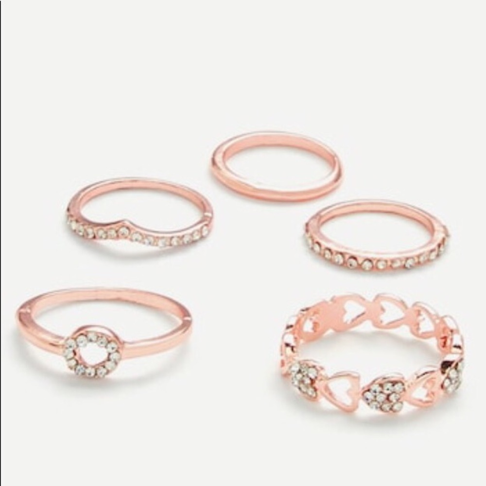 Sold 💜💚Rose gold rings (not real gold) 💜💚